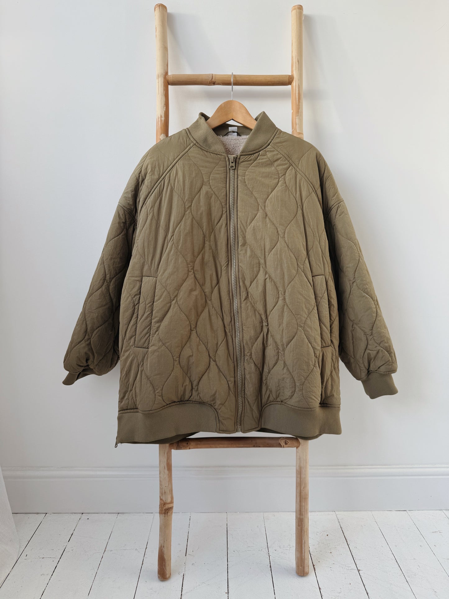 Green Puffa Jacket - Size 20-22