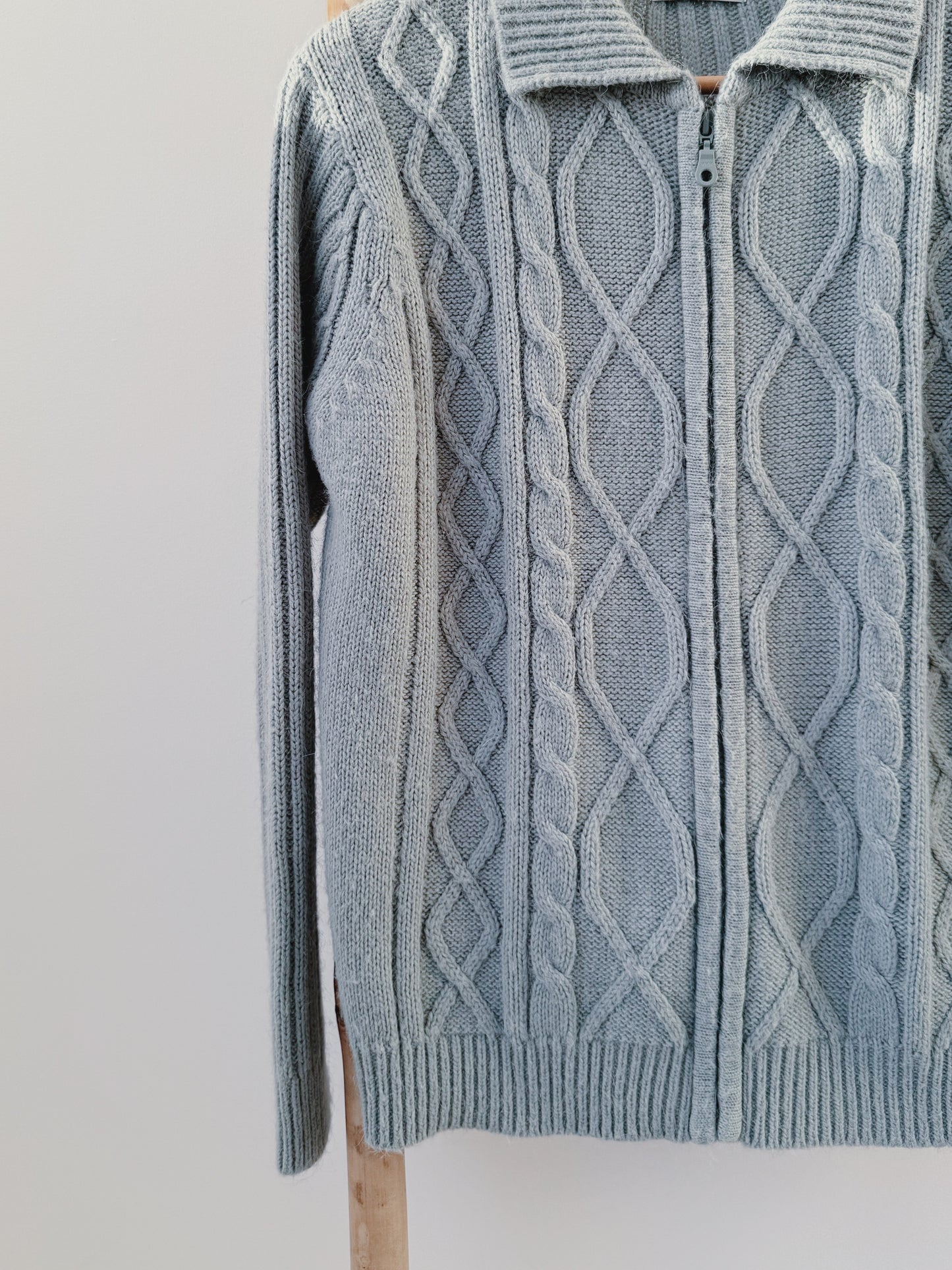 Bluey/Grey Vintage Zip-Up - Size 12-16