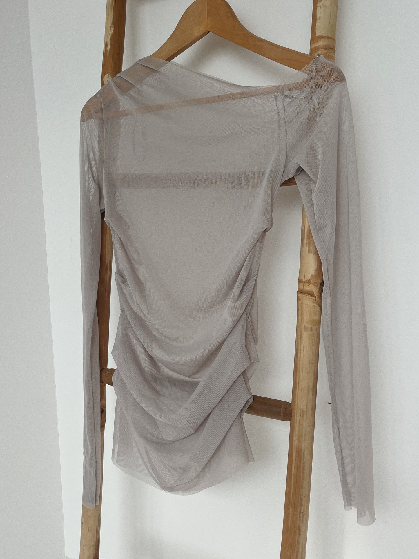 Mesh Top - Size 8-10