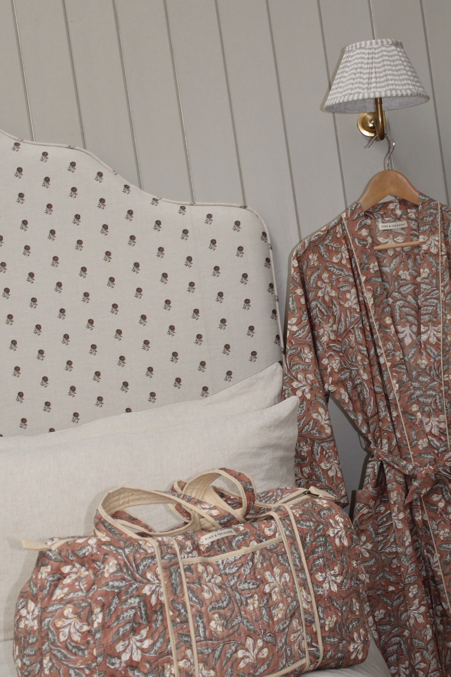 The Eden Travel Bag